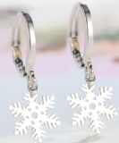 Snowflake earrings